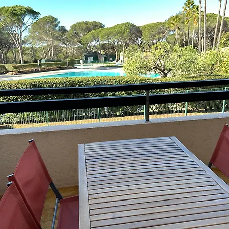 Apartamento Domaine Valescure Vue Piscine Ou Pinede - Wifi *