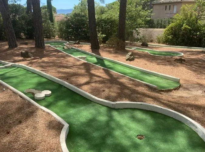 Apartment Domaine Valescure Vue Piscine Ou Pinede - Wifi