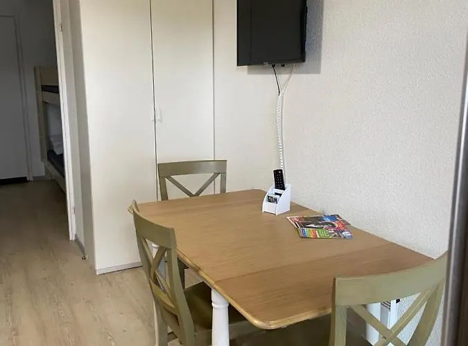 Apartament Domaine Valescure Vue Piscine Ou Pinede - Wifi Saint-Raphaël